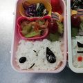 nikomi's cooksnap of when they made 簡単キャラ弁☆スヌーピー.