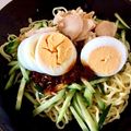 ゆっきい９'s cooksnap of when they made 辛さ控えめ子供もパクパクジャージャー麺.