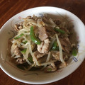 かよばぁ's cooksnap of when they made 簡単♪豚肉ともやしの中華炒め.