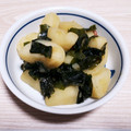 アクセル☆'s cooksnap of when they made 農家のレシピ♪新じゃがとワカメの煮物.