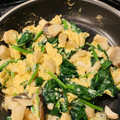 クックLZ67U7☆'s cooksnap of when they made エリンギとほうれん草の卵とじ.