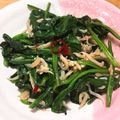 y1123♡'s cooksnap of when they made しらすとほうれん草のピリ辛ガーリック炒め.