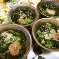 ☆Rokko☆'s cooksnap of when they made 即席鍋なしで作る和風梅干しワカメスープ！.