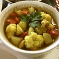☆Rokko☆'s cooksnap of when they made カリフラワーと豆のミルクカレースープ.