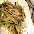 denkororin's cooksnap of when they made 節約レシピ♬豆苗ともやしと竹輪の炒め物.