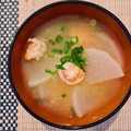 まやチャン's cooksnap of when they made みりんちょっぴり☆海老と大根の味噌汁.
