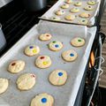 モモ美とガリ男's cooksnap of when they made m&m's クッキー（マーブル）.