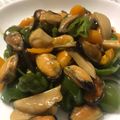 ゆまる★'s cooksnap of when they made ムール貝とピーマンのオイスターソース炒め.