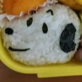 かあちー's cooksnap of when they made キャラ弁に〜簡単☆桜見るスヌーピー.