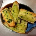 朔蔵Kitchen's cooksnap of when they made ☆超簡単☆手作りガーリックバター.