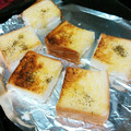 クック2CVDAM's cooksnap of when they made 簡単♡じゅわっとガーリックトースト.