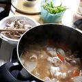 Ueda_ke's cooksnap of when they made 大根ときのこと鳥の味噌鍋.