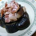 Natsutach's cooksnap of when they made おばあちゃんの味★茄子とベーコンの煮物.