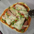 ひさとん's cooksnap of when they made 簡単！手作りピザ。生地はサクッと薄焼き。.