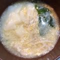 わたるんママ's cooksnap of when they made 餃子の皮の残りで…ワンタン風スープ☆.
