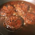 mikiszk's cooksnap of when they made ソースがグッド！簡単煮込みハンバーグ！.