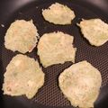 クックH5QD0X☆'s cooksnap of when they made 離乳食手づかみ☆お麩とニンジンのおやき.