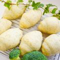 makichihua's cooksnap of when they made *ブロッコリーチーズの簡単ヘルシーパン*.