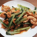 ダテっち☆'s cooksnap of when they made 小松菜と鶏皮のにんにく醤油炒め.