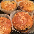 feleza's cooksnap of when they made 柿と レーズン の ヨーグルトマフィン.