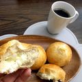 ☆pinon☆'s cooksnap of when they made クリームチーズ入りはちみつ塩レモンパン.