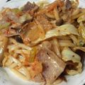 CoffeeCoco's cooksnap of when they made 一味違う♪エスニック風豚キムチ焼きうどん.