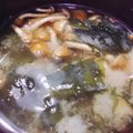 928るびすけ☆☆'s cooksnap of when they made 朝食にも♪なめこと豆腐 ワカメのお味噌汁.