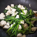 みみ母's cooksnap of when they made かぶの葉とささみの柚子胡椒炒め.
