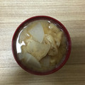 かおり♡♡♡'s cooksnap of when they made 大根と油揚げの味噌汁.