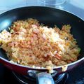 クックEYXVRT☆'s cooksnap of when they made 簡単ランチ♪鮭フレーク炒飯.