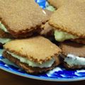 まみむーにぃ's cooksnap of when they made 全粒粉とナッツのビスケット.