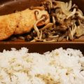 しいたけグッド's cooksnap of when they made 鮭＆しめじ＆玉ねぎのガーリック炒め.