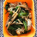 ばやし's cooksnap of when they made レンジで簡単☆小松菜となめたけのごま和え.