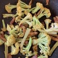 アイビーさん's cooksnap of when they made カリフローレとベーコンのカレー炒め.