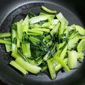 Yongren's cooksnap of when they made 紹興酒が隠し味　炒青菜.