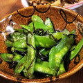 低カロ探検隊's cooksnap of when they made 簡単絹さやの塩昆布炒め焦がし醤油味.