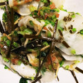 クック5WI343☆'s cooksnap of when they made カブと梅干しの浅漬け♪簡単かぶの葉と.