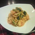 オニオンベーグル's cooksnap of when they made 海老とほうれん草のトマトチーズパスタ.
