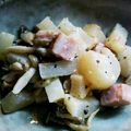 ２４なるるん's cooksnap of when they made 簡単♪大根とベーコンのにんにくバター炒め.