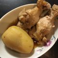takoyuma's cooksnap of when they made 鳥手羽元と新じゃが揚げの甘辛煮.
