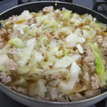 生姜✩'s cooksnap of when they made 簡単☆ひき肉とキャベツの甘辛卵とじ丼.