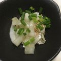 toricotto's cooksnap of when they made あと一品に♪昆布茶だいこん.