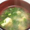 こむぎぱくぱく's cooksnap of when they made 簡単！春菊とお揚げのお味噌汁.