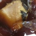 のりこ食堂＠鶴巻's cooksnap of when they made 煮魚は汁ごとパックに入れて、７０度で湯煎.
