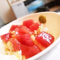 kaz2ie.TM.R.com's cooksnap of when they made 時短簡単☆卵黄入漬けダレdeマグロ漬け丼.