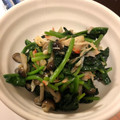 naccc's cooksnap of when they made ほうれん草とカニかましめじのバター炒め.