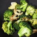 みみ母's cooksnap of when they made 朝食にも☆ブロッコリーと竹輪の炒め和え.