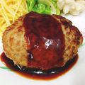 ゆき５'s cooksnap of when they made 簡単★ヨシダソースでハンバーグのソース.