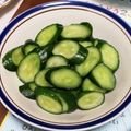 こともみ's cooksnap of when they made 即席シンプルなきゅうりの漬物♡.