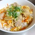 ☻せなたろす☻'s cooksnap of when they made 甘辛唐揚げの親子丼.